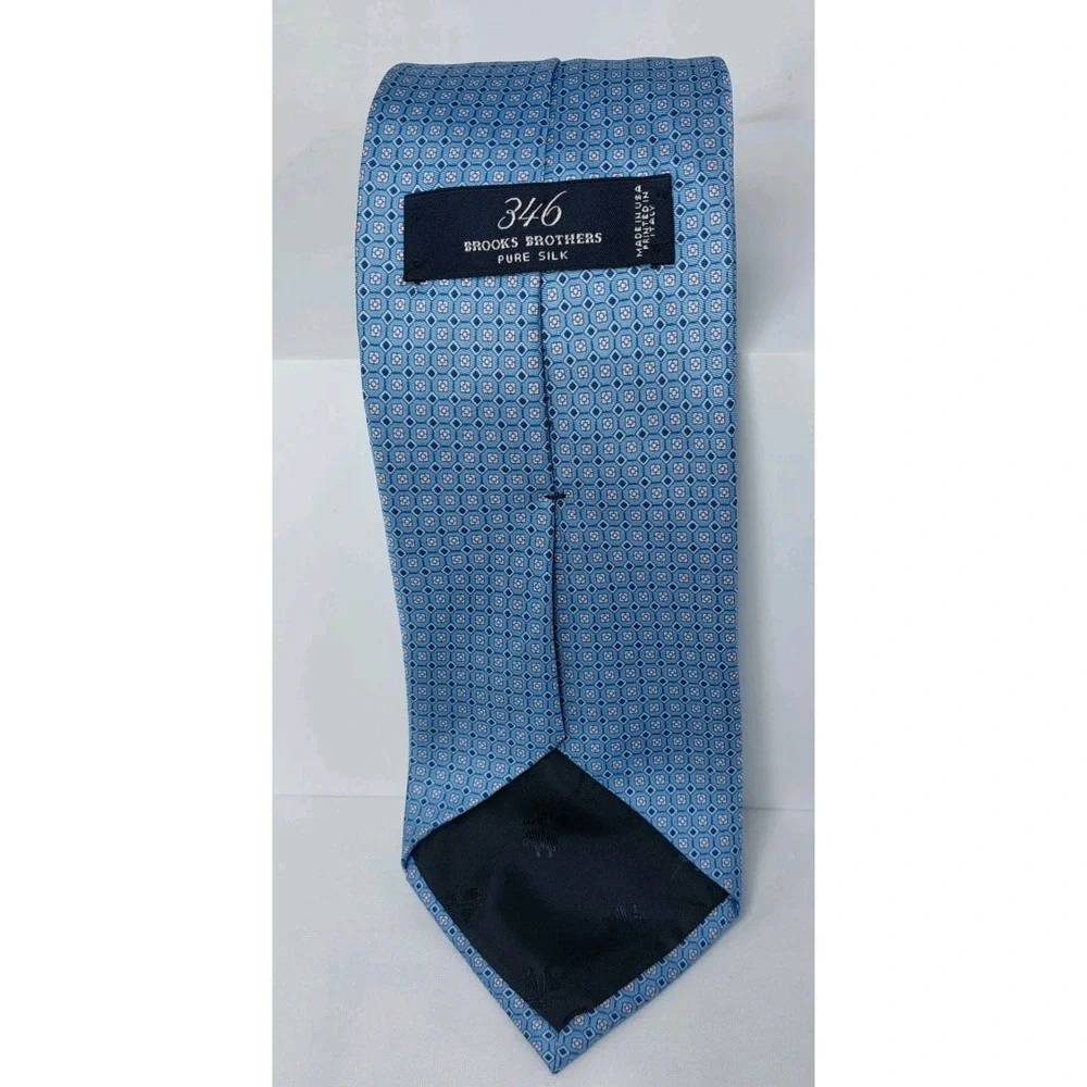 Brooks Brothers 346 Blue‎ Foulard Silk Tie Traditional Classic USA 3.5